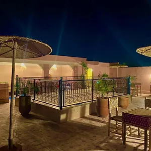  Albergue World Rooftop Marrakech